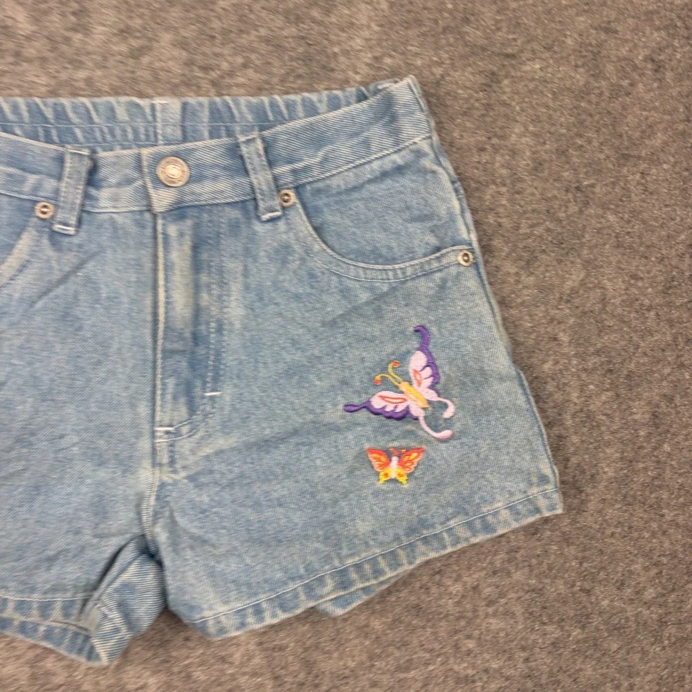 The Children's Place Denim Shorts Girls 6X/7 Butterfly Embroidered Crochet Patch